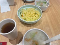 -宏状元现熬粥·京味菜(三里河店)