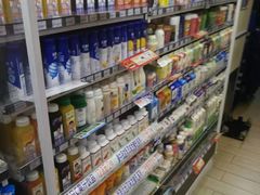 -全家便利店(新闸路二店)