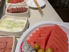 -海底捞火锅鲜切牛肉主题店(长寿路店)