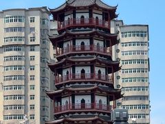 -绳金塔