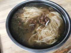 -老火车站牛肉粉