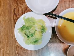 -清真吴记门钉肉饼·喜多利