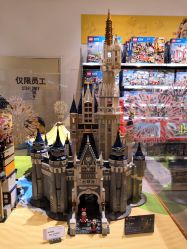 -乐高授权专卖店(朝阳大悦城店)