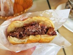 -闫家驴肉老店(华电一校店)