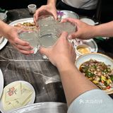 酒逢知己千杯少 喝完这杯还三杯🍻
