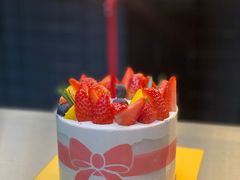 -花花卷卷·鲜食蛋糕(静安久光百货店)