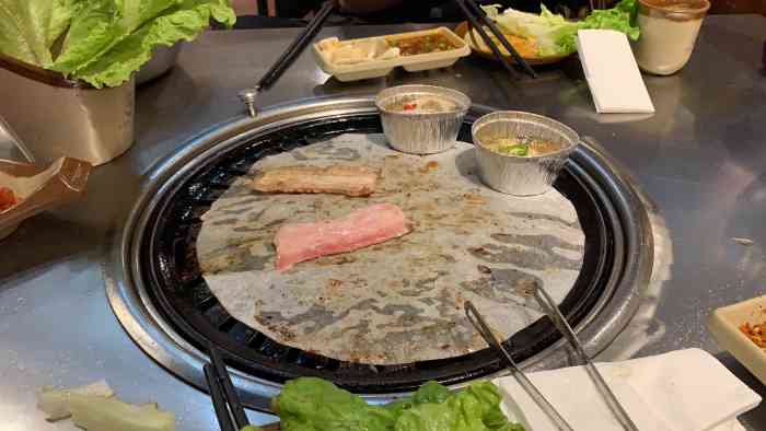 喜哥炭烤肥牛(八卦一路店)-"「烤东北蚕蛹」水太多水太多没法吃!