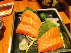 挪威厚切三文鱼腩刺身-摩打食堂(佳兆业店)