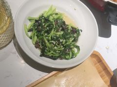 -关东小磨东北菜(漕河泾印象城店)