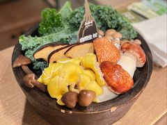 菌菇六拼-三出山火锅(南京万象天地店)