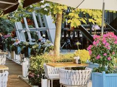 -证大大拇指广场(芳甸路店)