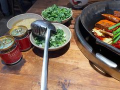-四小区火锅·巷子里的重庆火锅(花照壁店)