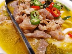 酸汤肥牛-觅山云南菜(泊富ICITY店)