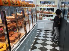面包甜点陈列柜-味多美蛋糕(苏州街地铁店)