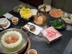 -得意咚瓜·顺德鱼生·冬瓜火锅(深圳首店)