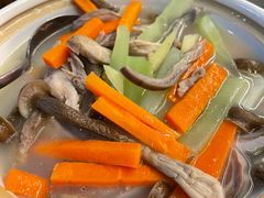 -缘生态云南菜·野生菌庭院餐厅(华侨城店)