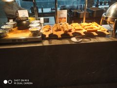 -武汉世茂希尔顿酒店·汇·全日餐厅