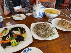 -溢心园香河肉饼总店