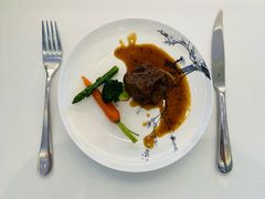 红酒汁雪花牛肉-福建鲤鱼洲酒店