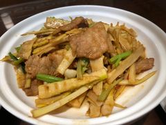 -缪氏川菜(丰盛町店)