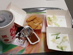 -麦当劳(得来速店)