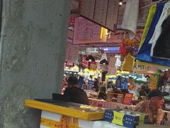 -喝丢一只鞋海鲜烧烤·海肠捞饭(市场店)