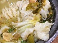 -周鱼小馆石锅酸菜鱼(活力汇店)