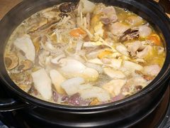 -一朵菌·野生菌探索家火锅(南亚店)
