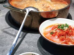 -野山舂·贵州现舂酸汤牛肉(民生路店)