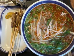 -云阿蛮云南生烫牛肉米线(奉贤路店)