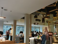 大堂-关东小磨东北菜(上海长风大悦城店)