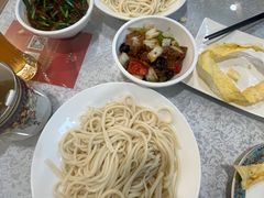-汗腾格里·风味餐厅(新疆驻京办店)