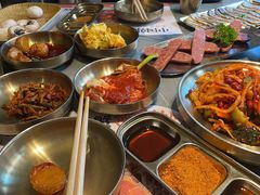 -草家酱蟹炭火烤肉店(珲春南路一店)