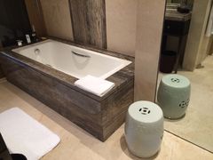 浴缸-上海崇明金茂凯悦酒店