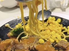 -汤姆家的牛排意面披萨(新城市广场店)