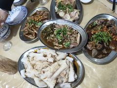 -无名牌猪脚店