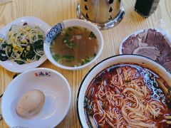 -德元兰州纯汤牛肉面