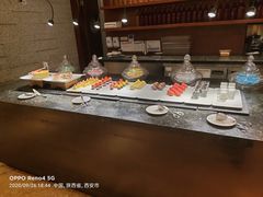 自助取餐区-赛瑞喜来登大酒店-盛宴自助餐厅
