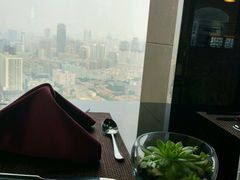 android_upload_pic-唐拉雅秀酒店-西锦汇空中BBQ·思创餐厅