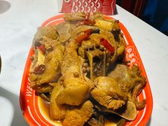-蜀滋香鲜鱼美蛙火锅(339店)