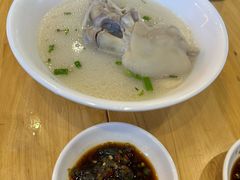 -明红蹄花(糍粑店街店)