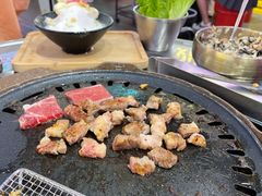 -玄希浪漫厨房·韩料烤肉(湖滨银泰in77店)