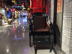 -时尚MEGO商业广场(华新地铁店)