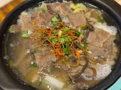 -乡土特色.冷锅鱼.牦牛肉汤锅