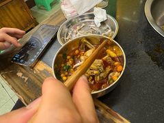 -鸿顺老铁锅美蛙鱼府(解放碑店)