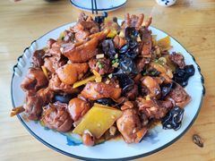 -美顺香食府鱼头老店(雪野湖店)