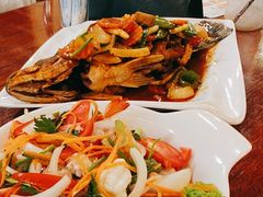 -Dang restaurant (patong phuket)