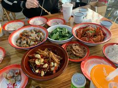 -老三样·美食研究中心(世贸路店)