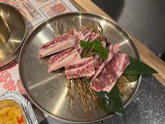 -草家酱蟹炭火烤肉店(珲春南路二店)
