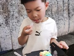 -河畔春天时尚餐厅